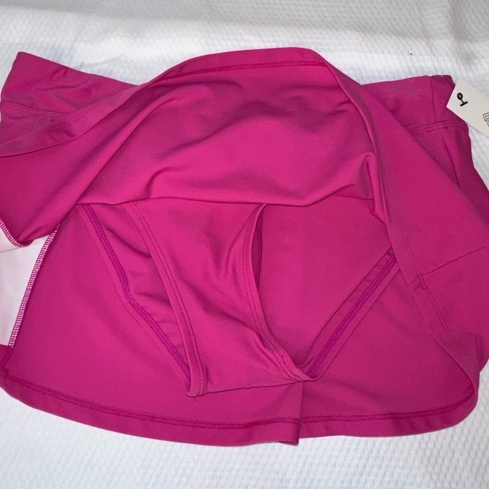 ZELOS SKORT - Picture 4 of 7